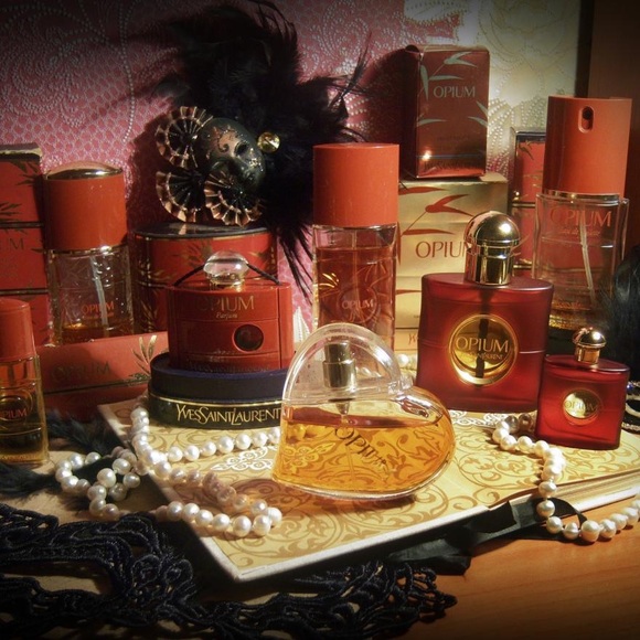 YSL Yves Saint Laurent Opium Eau de Parfum Vintage Bottle + YSL Gifts Bundle - Picture 13 of 13